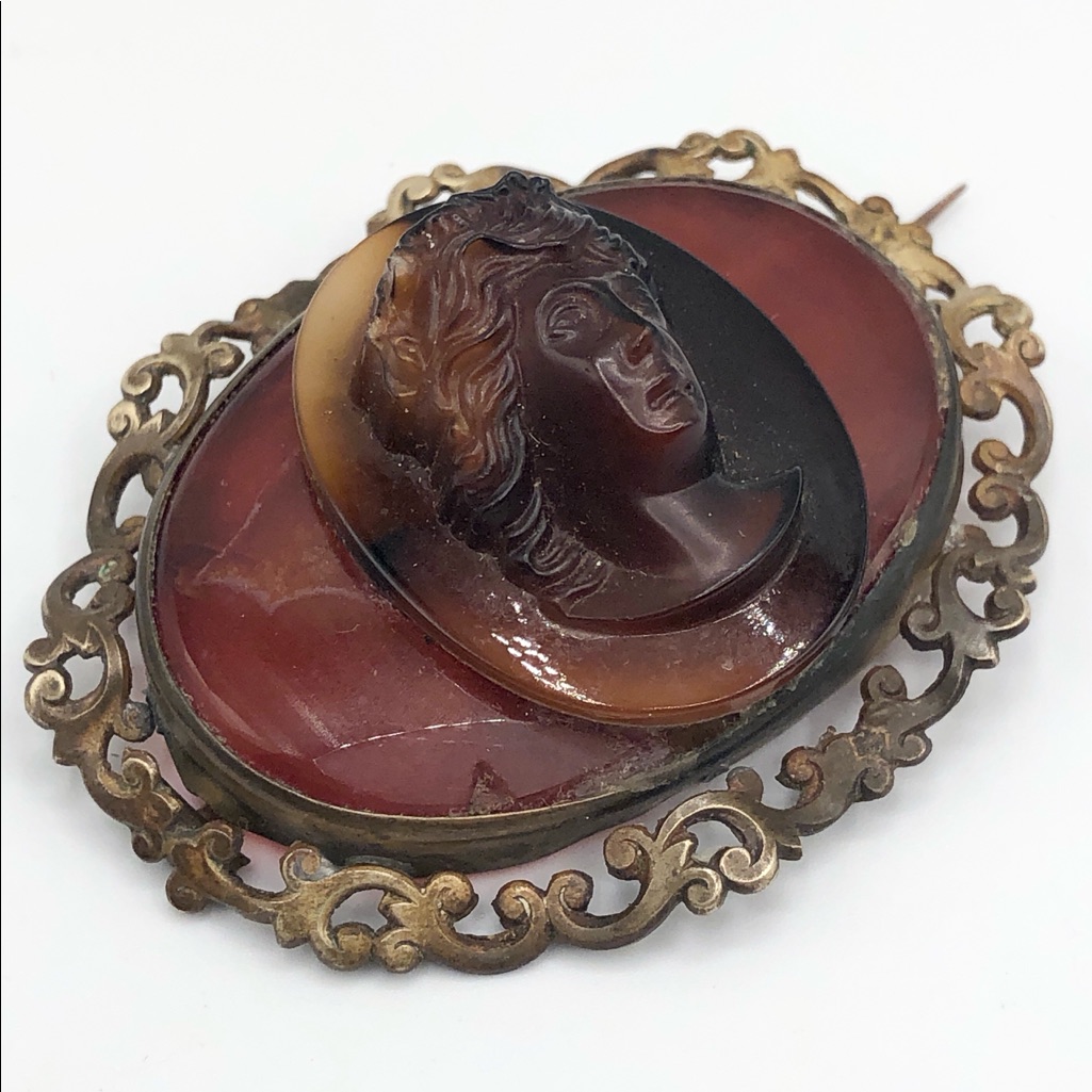 Early Antique Vintage Large Glass Cameo Brooch Pin 115$